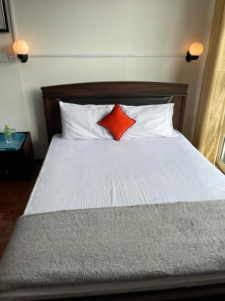 Devon Hotel Nuwara Eliya Sri Lanka